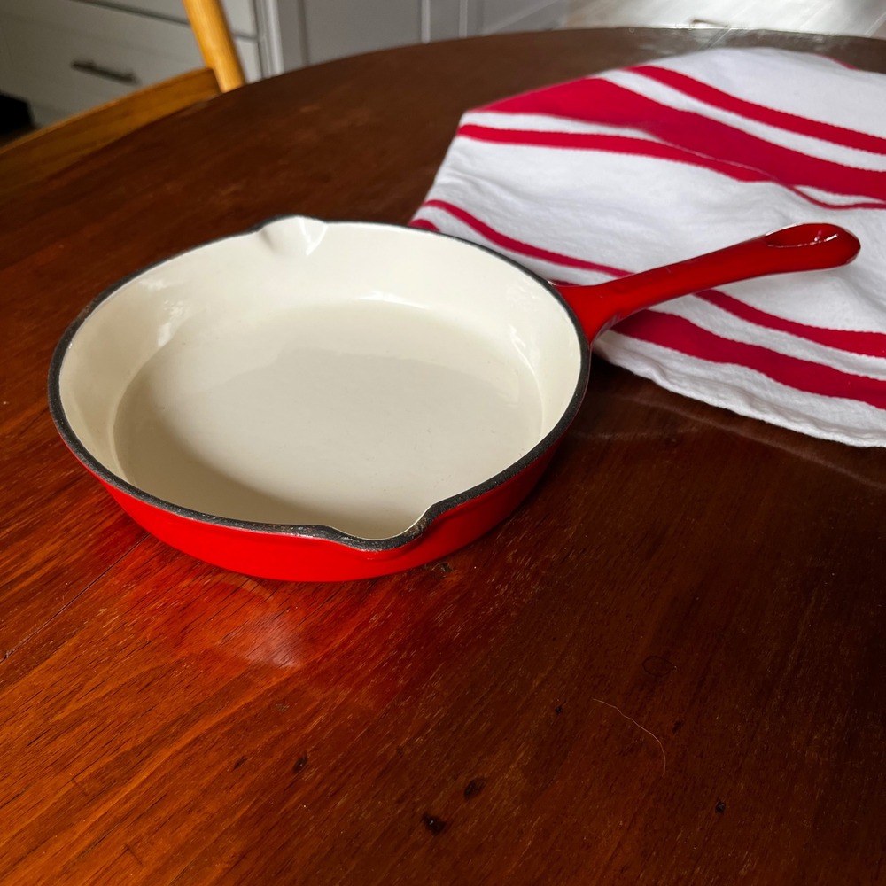 Heuck Classics Cast Iron Enamelware Skillet